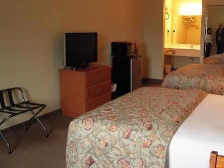City Heart Inn & Suites Piedmont エクステリア 写真
