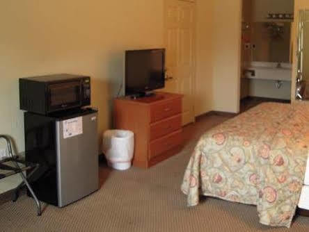 City Heart Inn & Suites Piedmont エクステリア 写真